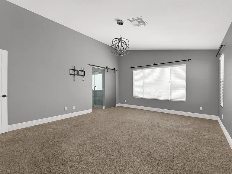 1913 Empoli Ct — Photo 21