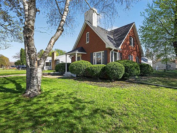 3rd image of 1114 Sherman Ave