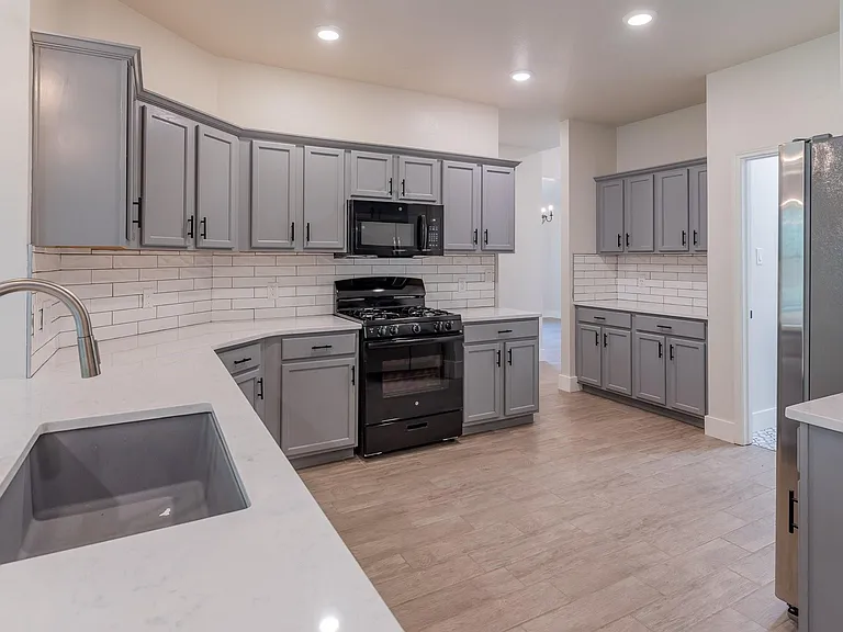 3213 Canyon Ledge Cv — Photo 10