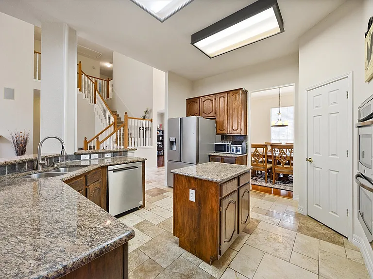 1108 Big Canyon Dr — Photo 11