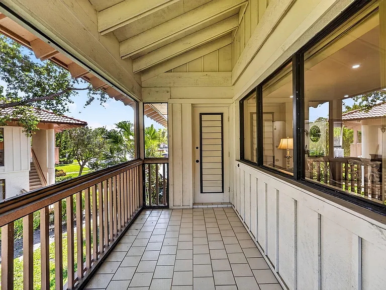 368 Brackenwood Cir — Photo 35