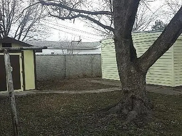 2907 S Fern St — Photo 13