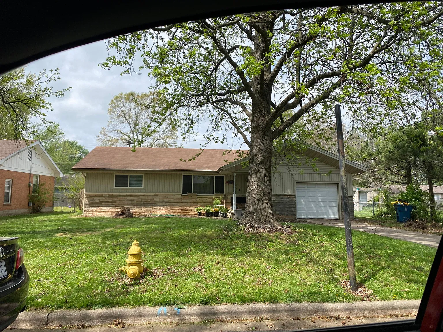 1903 S Delaware Ave — Photo 1