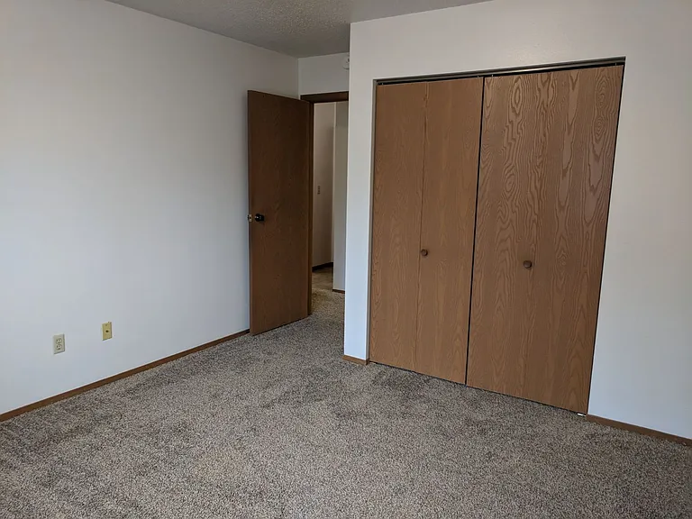 Gatewood Apartments — Photo 56