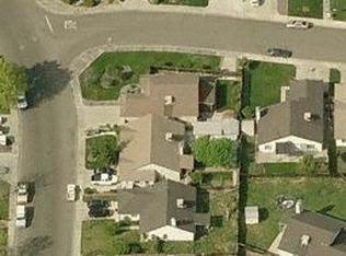 1231 Picard Ln, Turlock, CA 95380