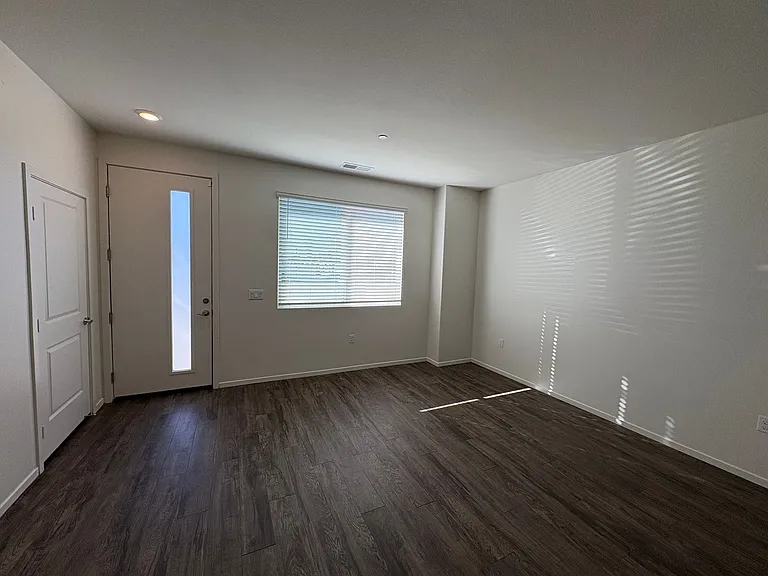 1525 G Ave — Photo 38