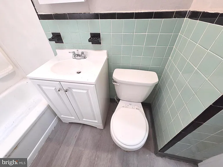 6653 Perry Ave — Photo 13