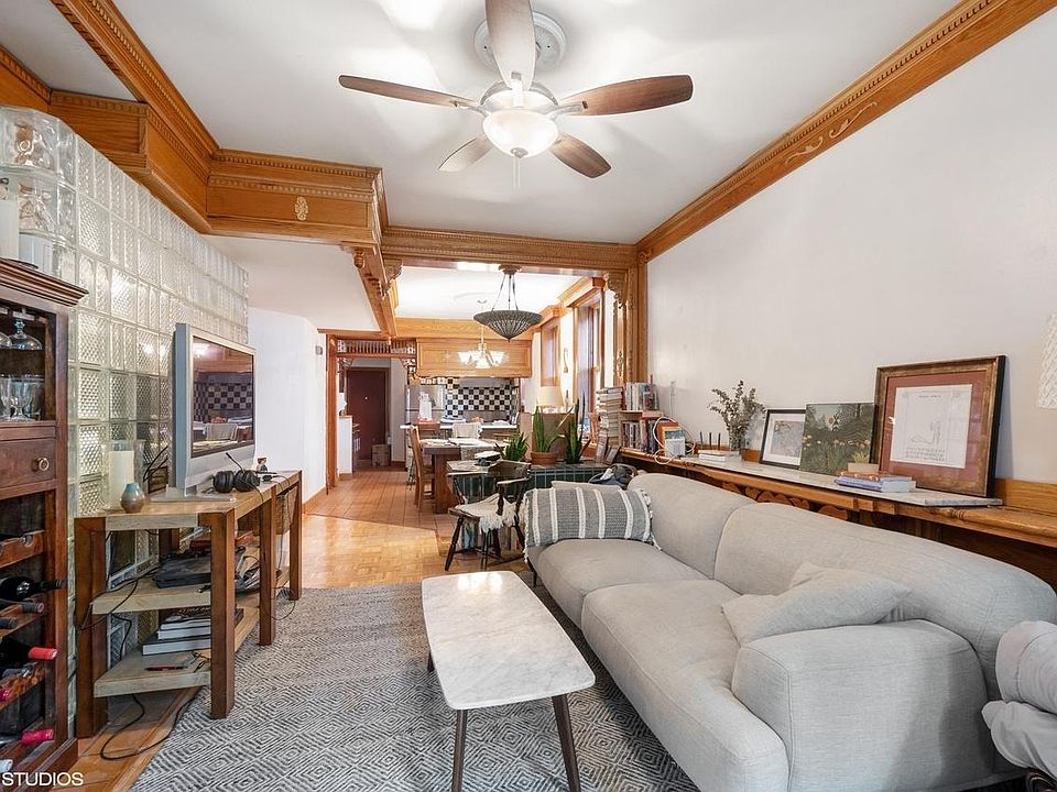 1st image of 1046 W Barry Ave #1