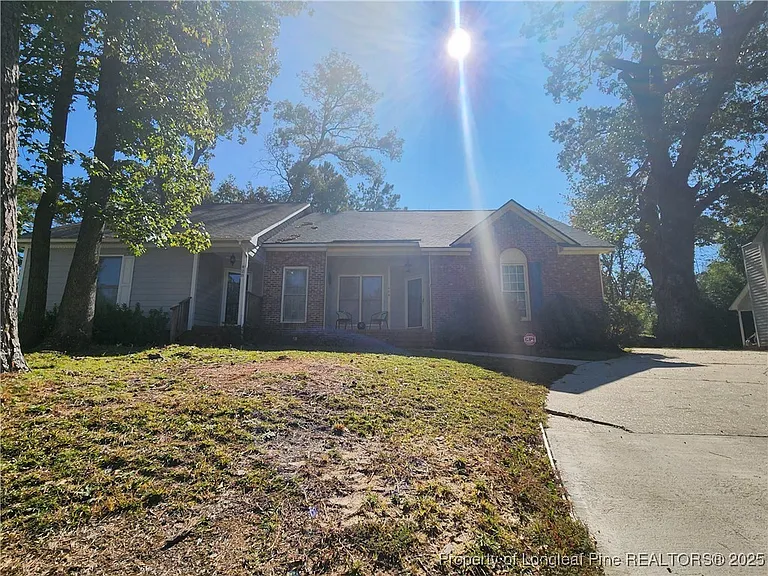 426 Georgetown Cir — Photo 28