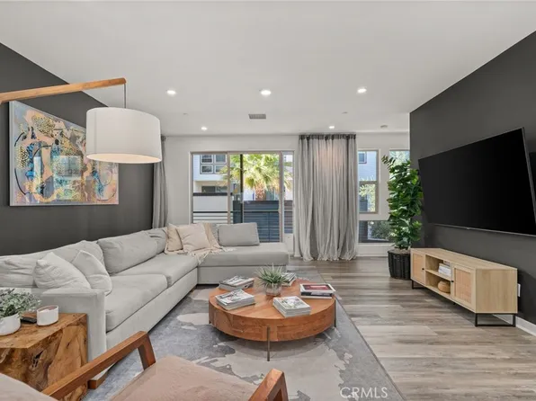 217 Placemark, Irvine, CA 92614