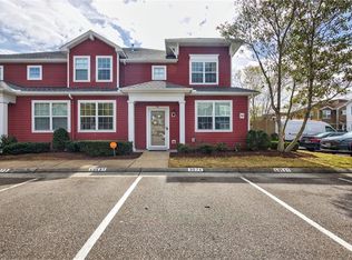 700 Lacy Oak Dr, Chesapeake, VA 23320