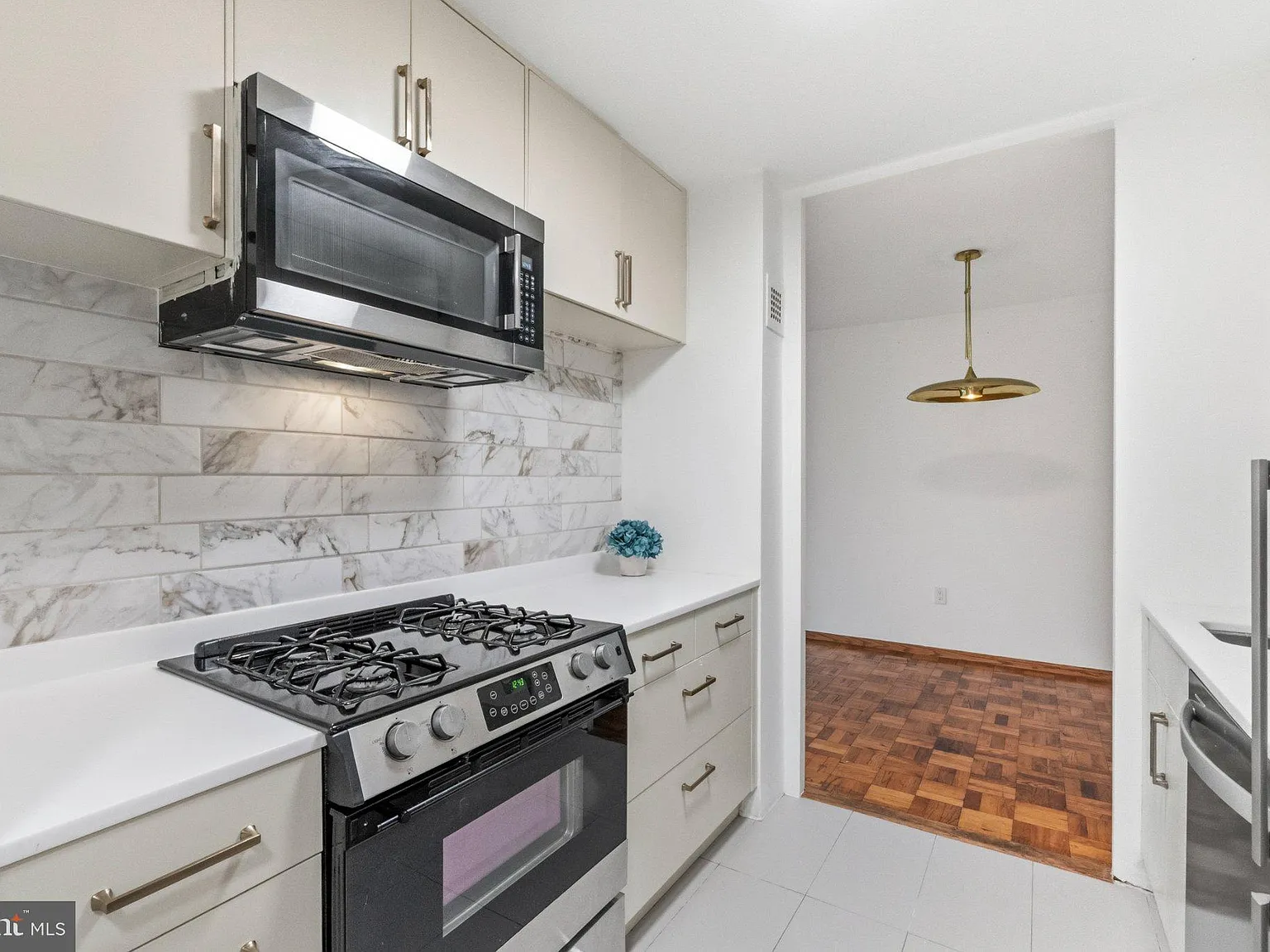 4000 Tunlaw Condominium,Glover Park — Photo 2
