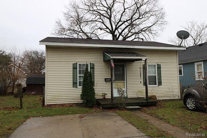 3020 Conner St Port Huron MI 48060 Zillow