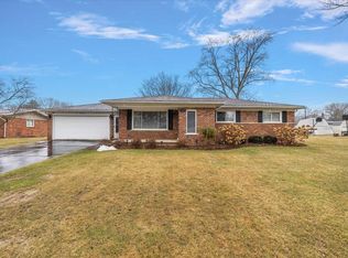 53383 Starlite Dr, Shelby Township, MI