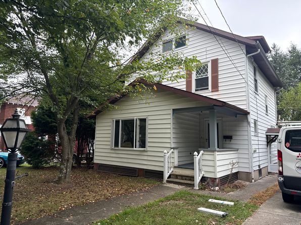 133 Dartmouth Ave