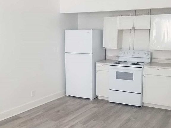 2nd image of 6379 Arnold Dr NE #2