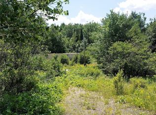 307 Buckfield Rd, South Paris, ME 04281