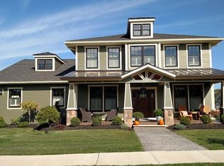 8281 Barksdale Dr, Manlius, NY 13104