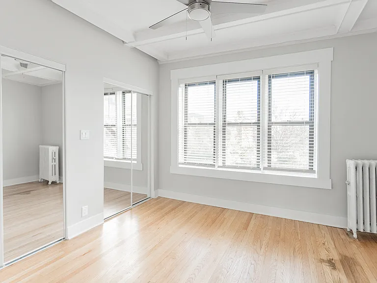 6135-45 S. Dorchester Ave/1409 E. 61st St. — Photo 11