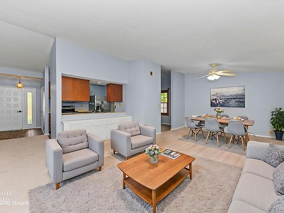 4th image of 4580 Muirvalley Ct