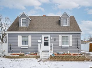 1503 State St, Pekin, IL 61554