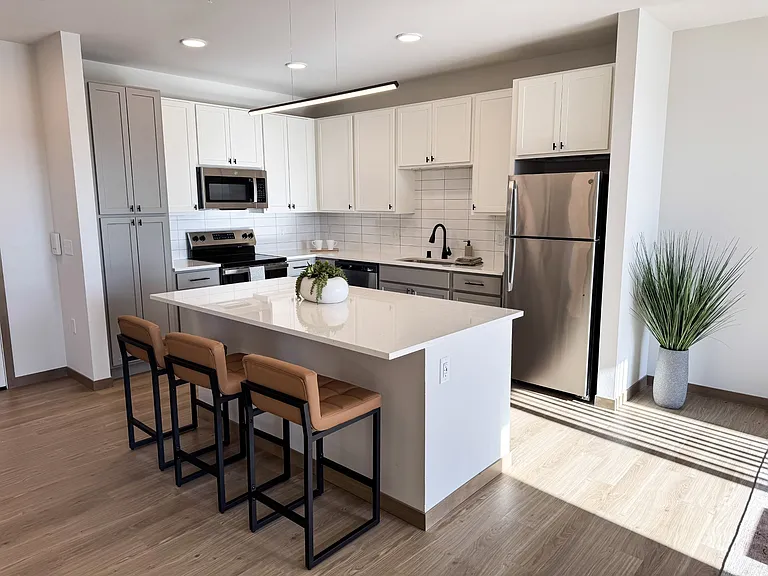 Illuminate Luxury Residences — Photo 1