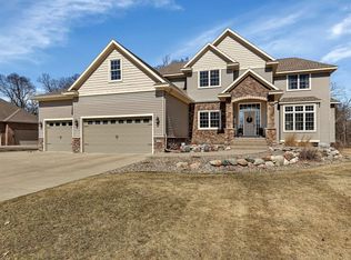 1809 34th St N, Sartell, MN 56377