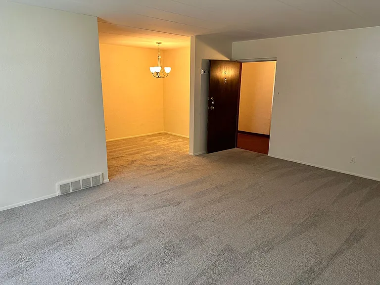 301 Bigham St #7 — Photo 6