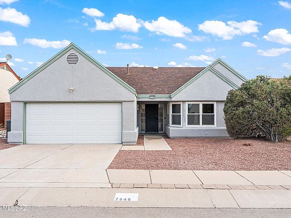 2nd image of 7848 N Roundstone Dr
