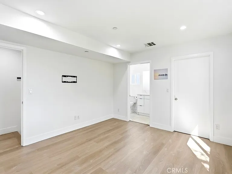 4455 Colfax Ave — Photo 4