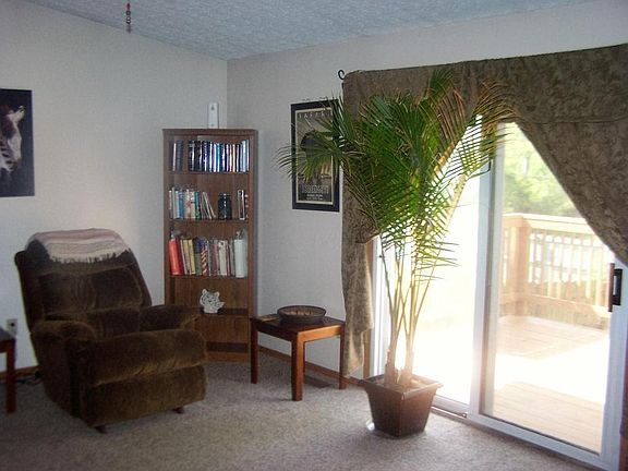 5th image of 3472 Westerville Woods Dr