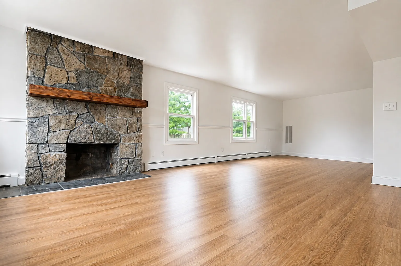Studio, 1700 sqft, $4,200 — Photo 4