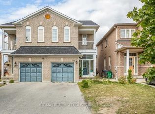 799 Khan Cres, Mississauga, ON L5V 2R2