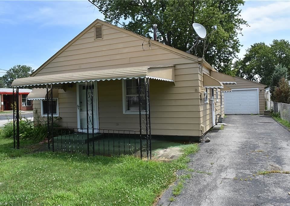 1st image of 553 Fairmount Ave