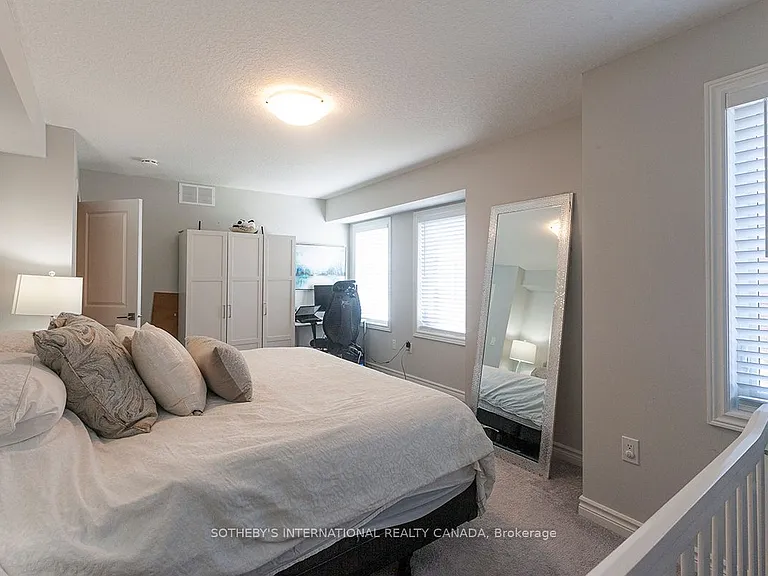 445 Ontario St S #120 — Photo 14