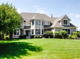 41W815 S Bowgren Cir, Elburn, IL 60119