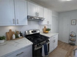 304 Cliff St APT 4, Santa Cruz, CA 95060