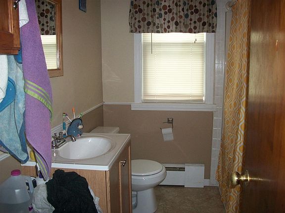 5th image of 20 Grant St