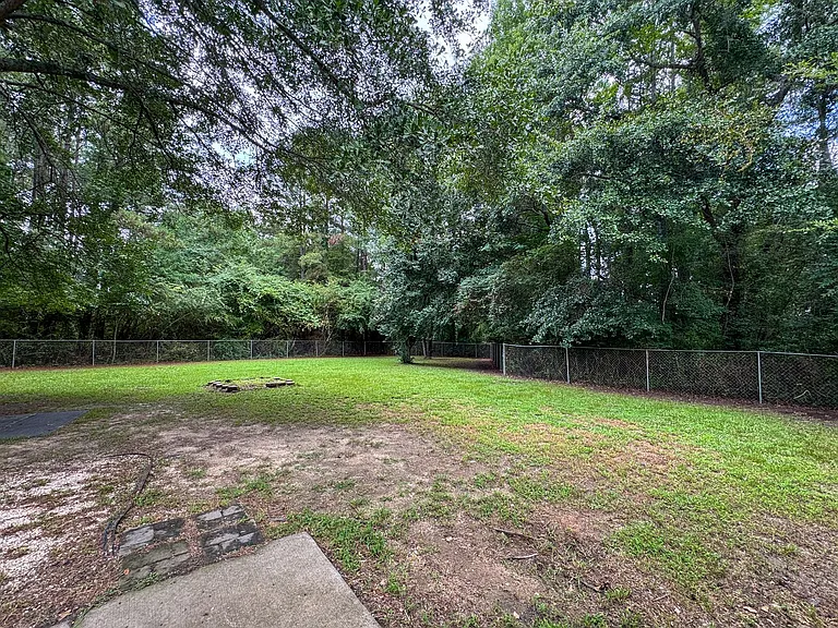 572 Woodwind Dr — Photo 23