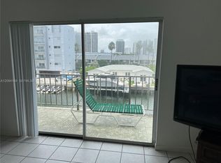 Caribbean House, North Miami Beach, FL 33160