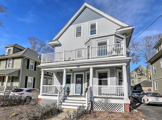 222 Rochambeau Ave FLOOR 3, Providence, RI 02906