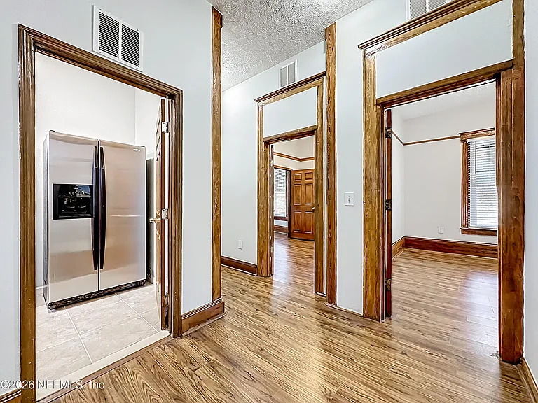 138 E Duval St — Photo 26