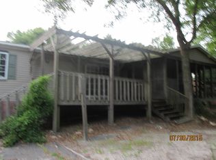200 Long Leaf Rd, Sneads Ferry, NC 28460
