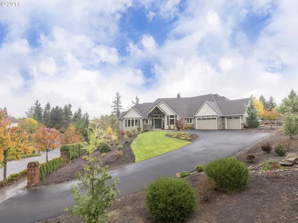 14479 SW McKinley Dr, Sherwood, OR 97140