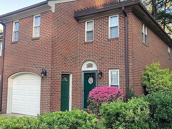2nd image of 900 Sir Wilfred Cir