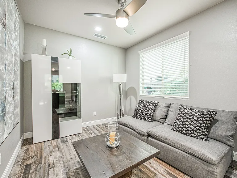 1397 E Via Viola Way — Photo 19
