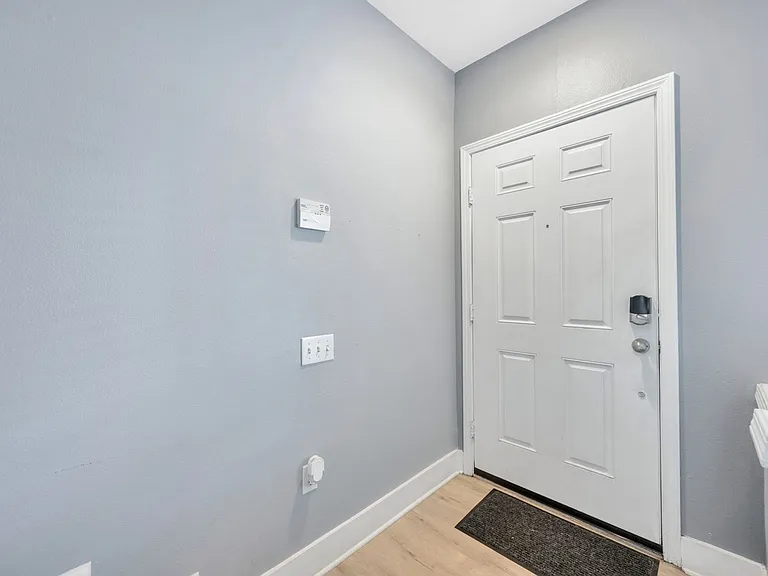 4427 Barnstead Dr — Photo 25