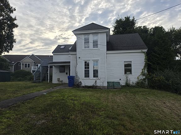 2nd image of 1203 Poquonnock Road