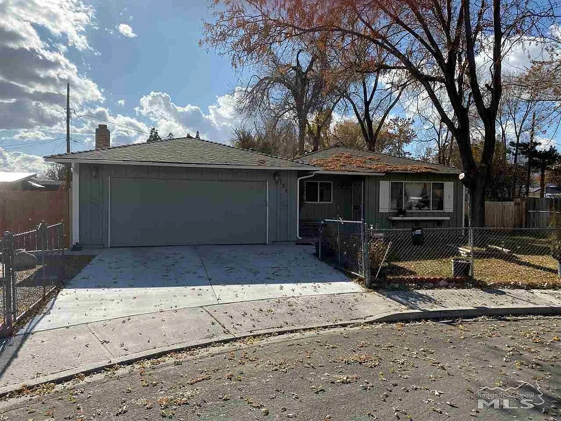 131 Brooks Cir photo 1