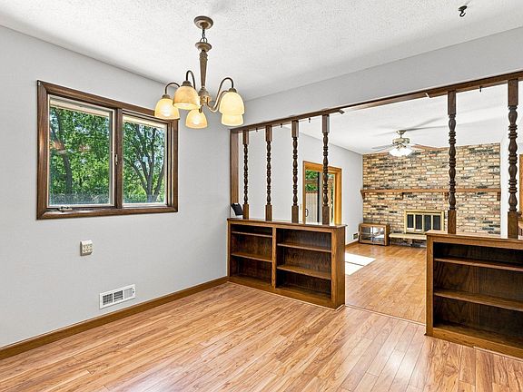 5th image of 7158 Upper 139th St W